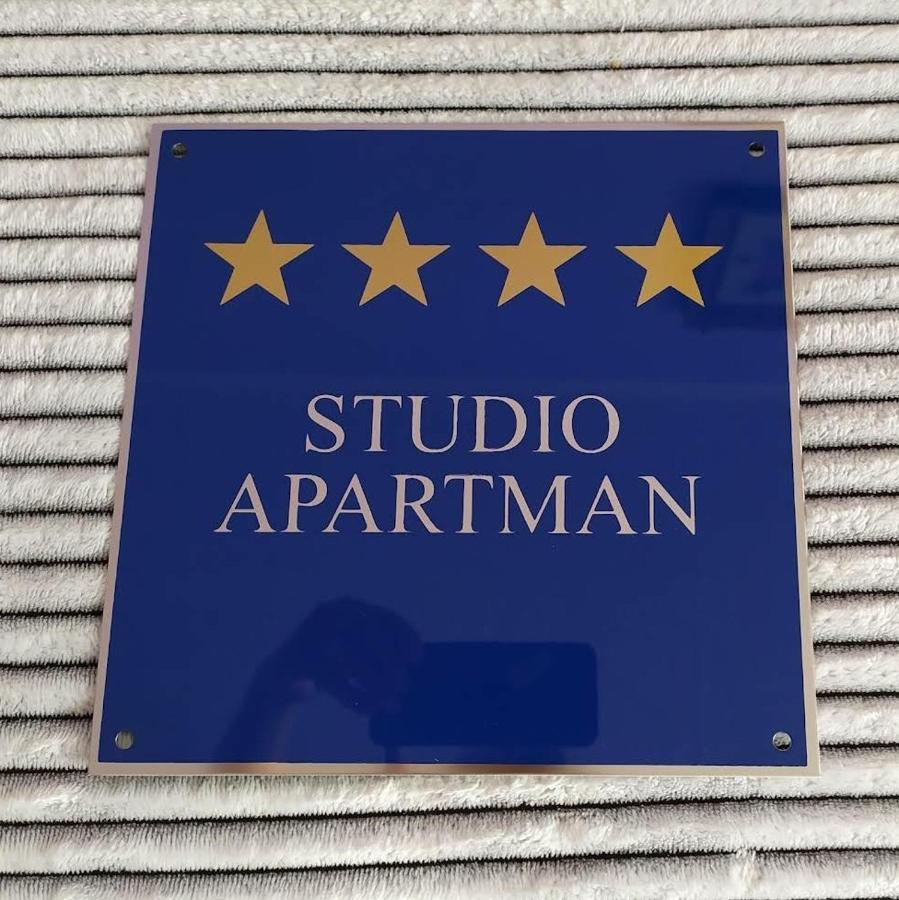 Apartman Niki Lic Ngoại thất bức ảnh